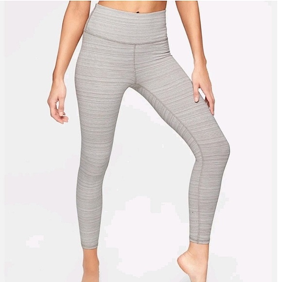Athleta Pants - Athleta high rise jacquard chaturanga leggings